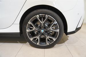 BMW 120 bild 9
