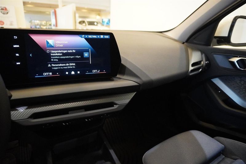 BMW 120 bild 17