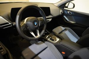 BMW 120 bild 12