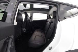 Tesla Model Y bild 12