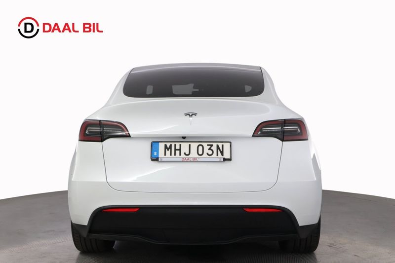 Tesla Model Y bild 7