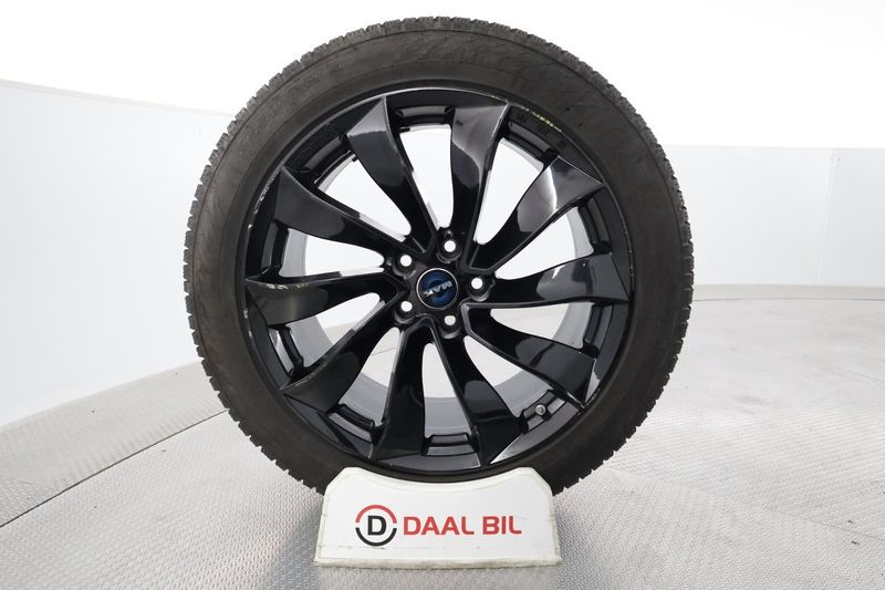 Tesla Model Y bild 24