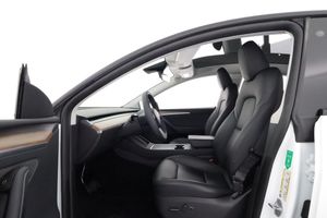 Tesla Model Y bild 10