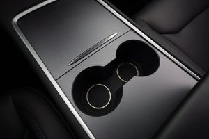Tesla Model Y bild 23