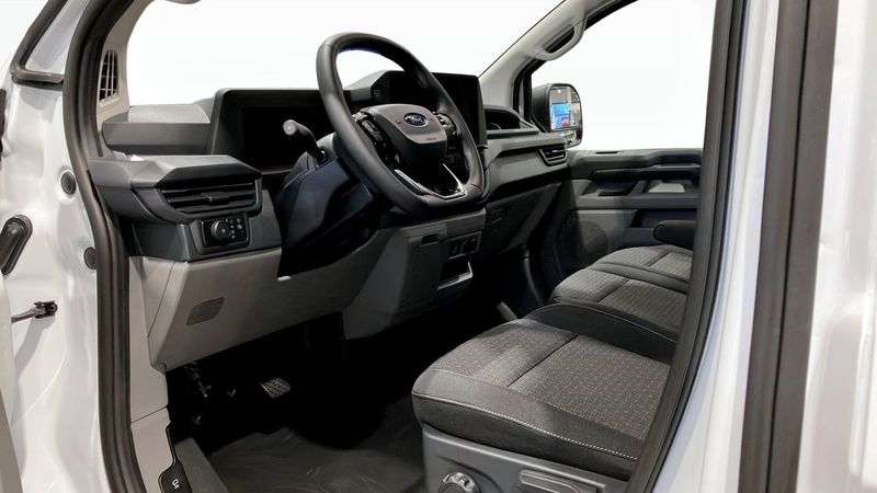 Ford Custom bild 15