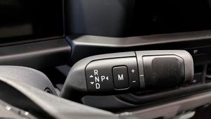 Ford Custom bild 13