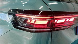 Volkswagen Passat bild 16
