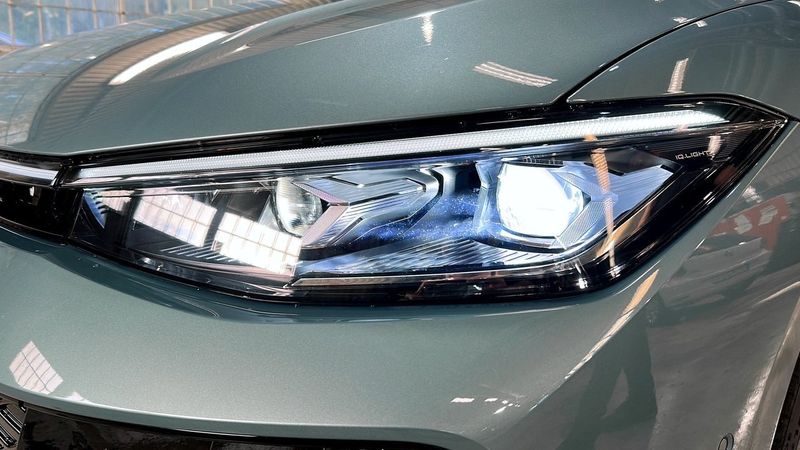 Volkswagen Passat bild 17