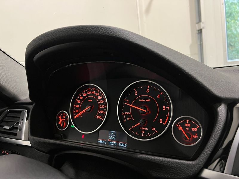 BMW 320 bild 18