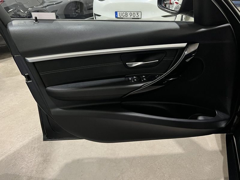BMW 320 bild 8