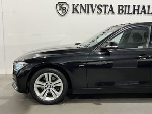 BMW 320 bild 24