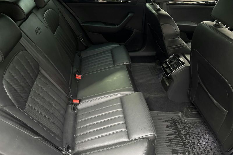 Skoda Superb bild 8
