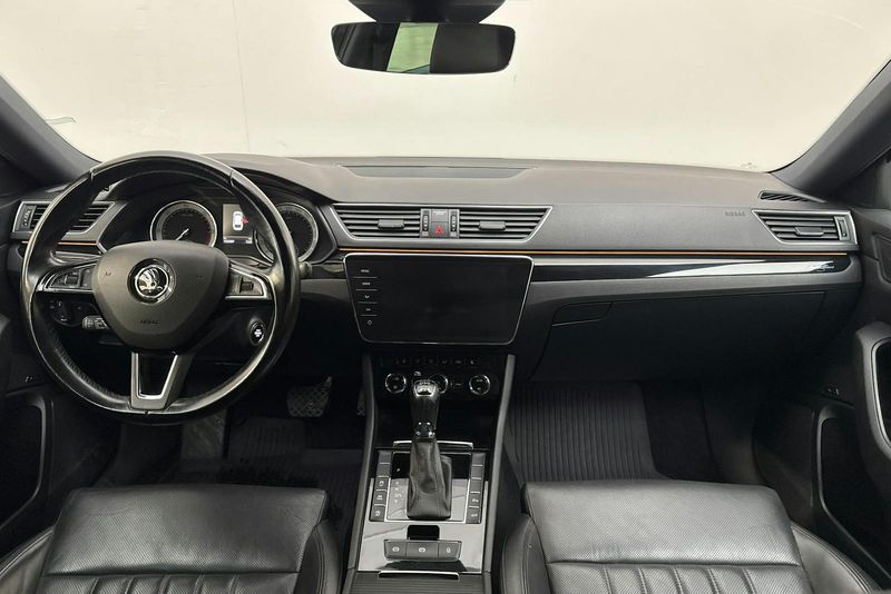 Skoda Superb bild 6