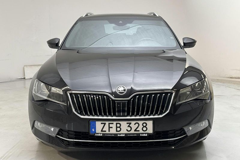 Skoda Superb bild 4