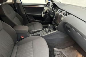 Skoda Octavia bild 7