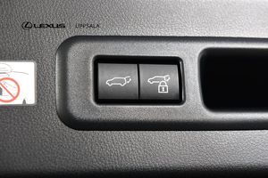 Lexus LBX bild 17