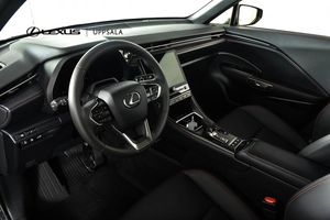 Lexus LBX bild 15