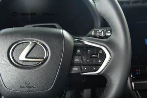 Lexus LBX bild 11