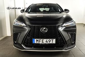 Lexus NX bild 5