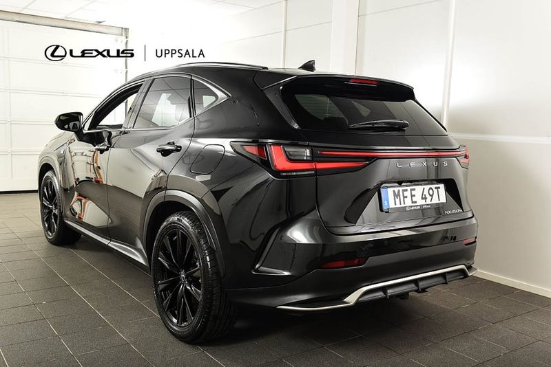 Lexus NX bild 3