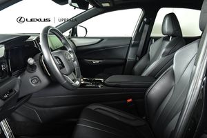 Lexus NX bild 6