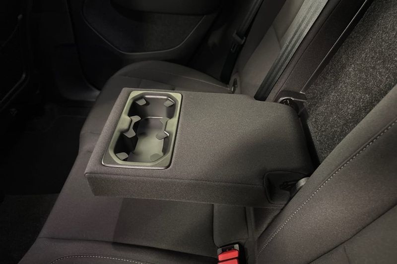 Volvo EX40 bild 19