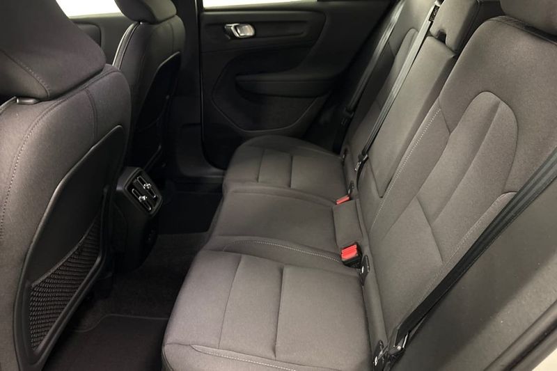 Volvo EX40 bild 22