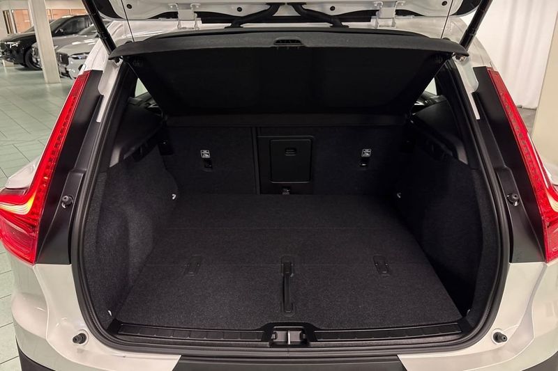 Volvo EX40 bild 13