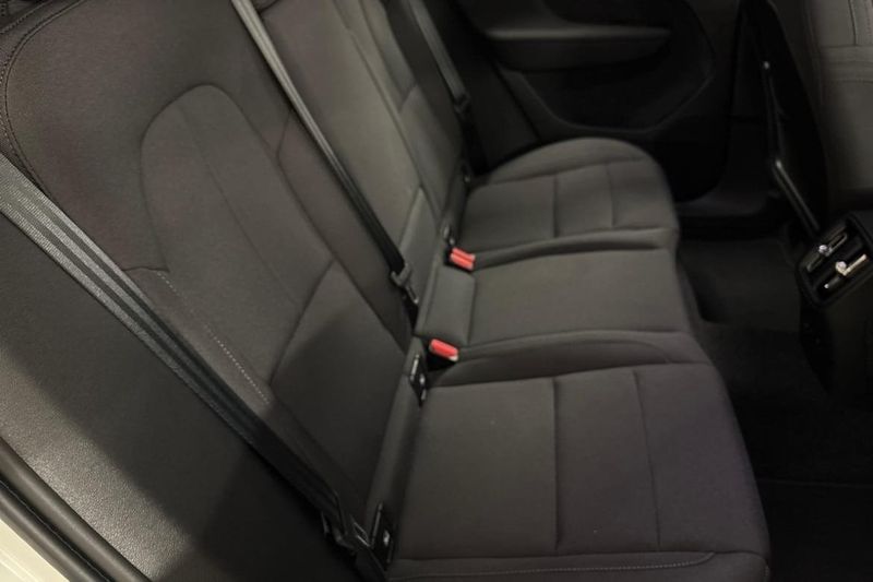 Volvo EX40 bild 20