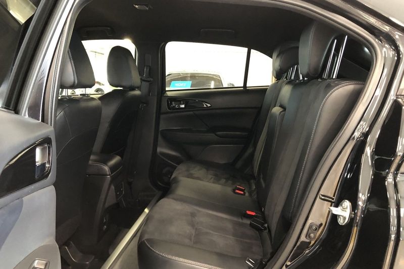 Mitsubishi Eclipse Cross bild 9