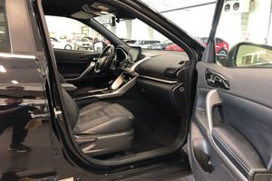 Mitsubishi Eclipse Cross bild 13