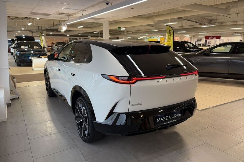 Mazda CX-6e bild 5