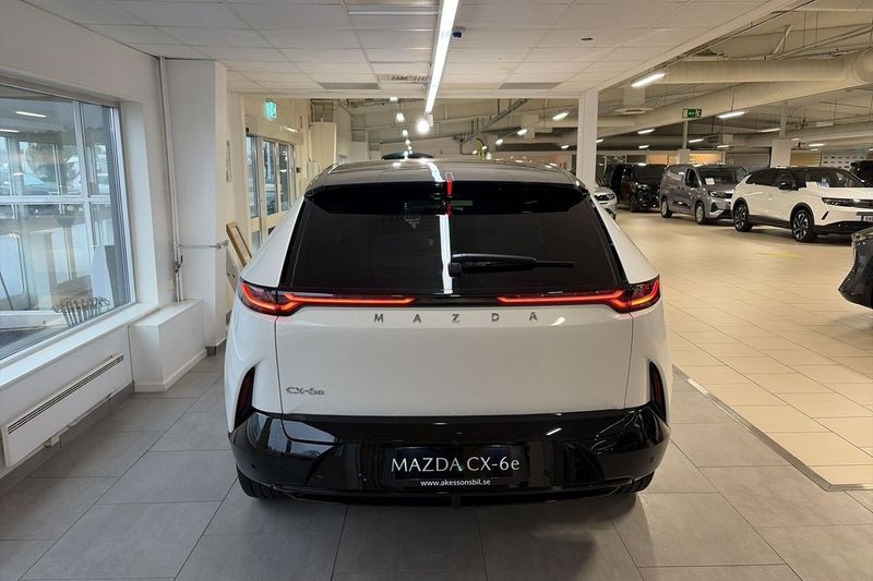 Mazda CX-6e bild 4