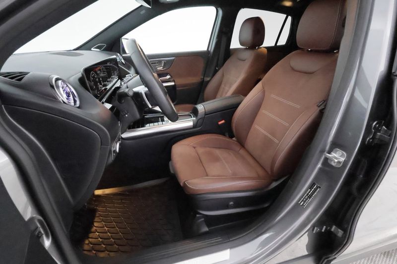 Mercedes GLA250 bild 12