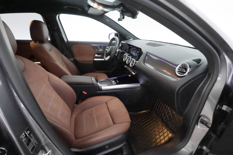 Mercedes GLA250 bild 14