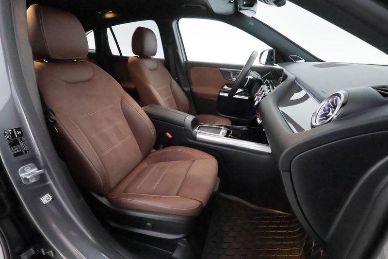 Mercedes GLA250 bild 15