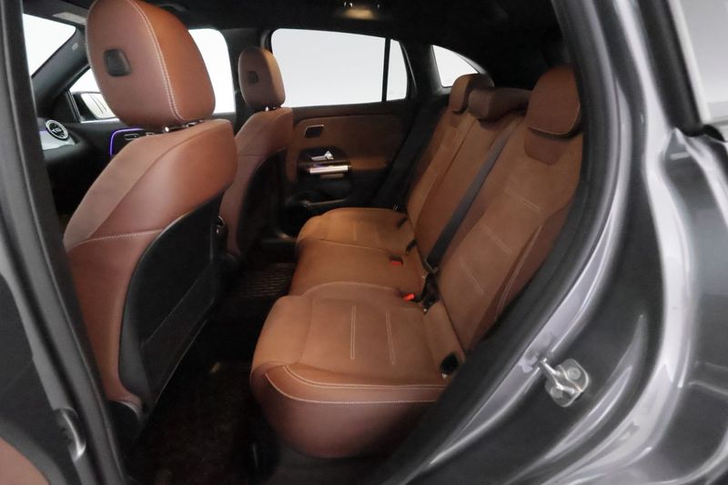 Mercedes GLA250 bild 13