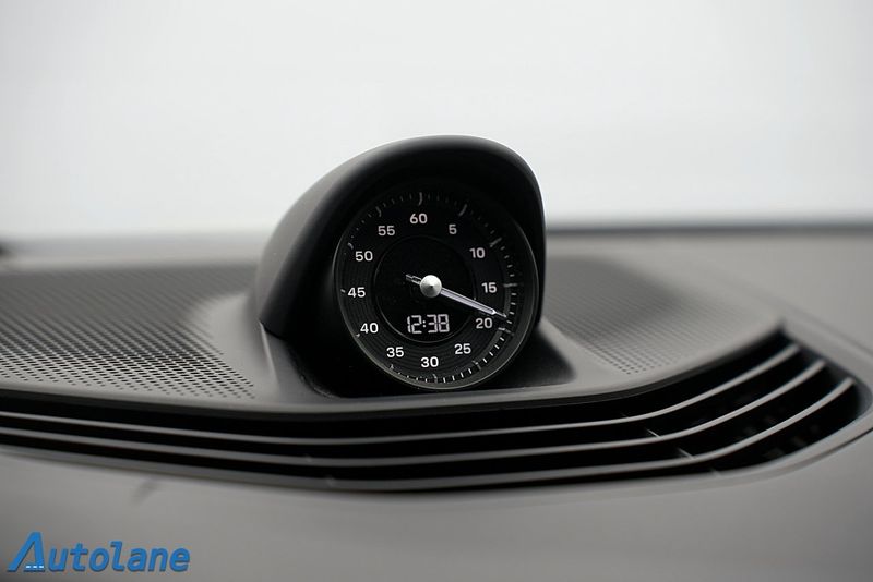 Porsche Taycan bild 25