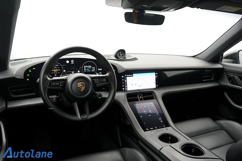 Porsche Taycan bild 22