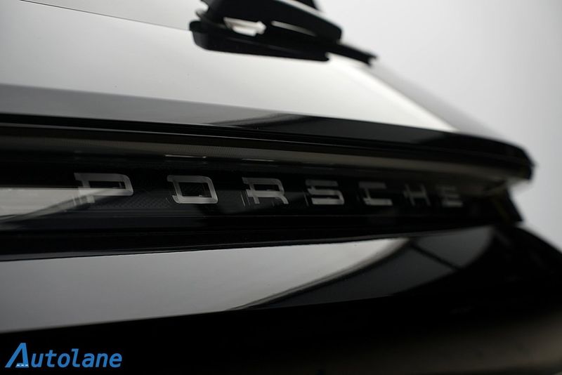 Porsche Taycan bild 16