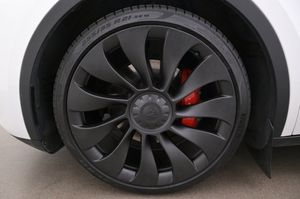 Tesla Model Y bild 27