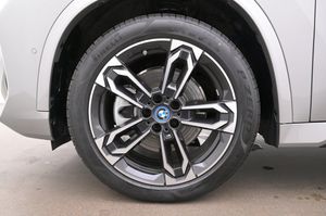BMW iX1 bild 27