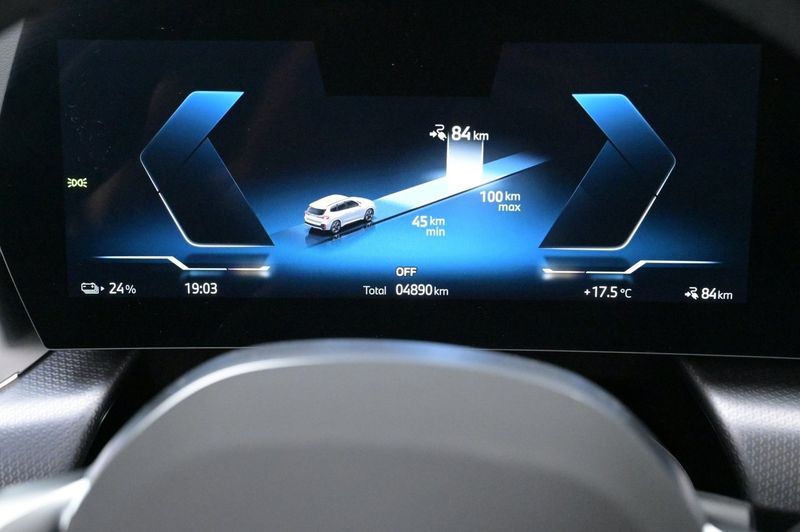BMW iX1 bild 10