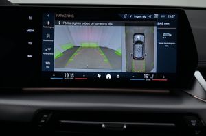 BMW iX1 bild 17