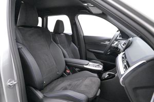 BMW iX1 bild 15