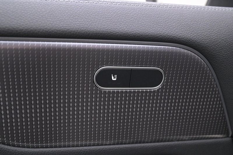 Mercedes EQA300 bild 13