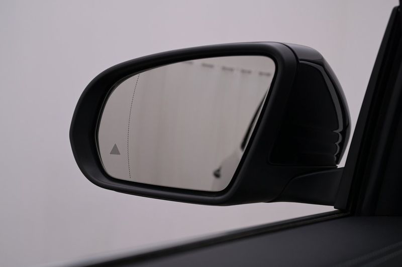 Mercedes EQA300 bild 25