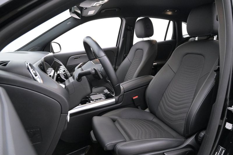 Mercedes EQA300 bild 11