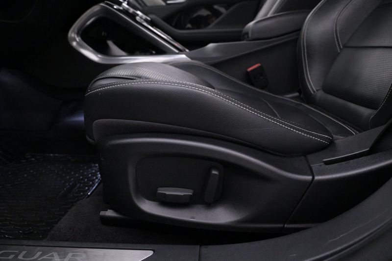 Jaguar I-Pace bild 13