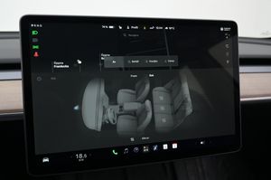 Tesla Model 3 bild 18